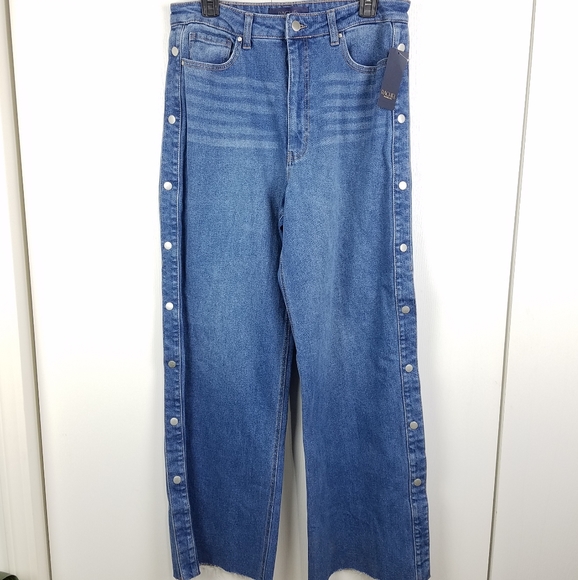 Rachel Roy Snap-side Raw-hem Jeans
SZ 31 - Picture 2 of 7